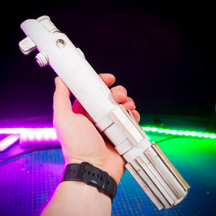 PLANTILLAS Sable de luz de Anakin para bricolaje de cartón