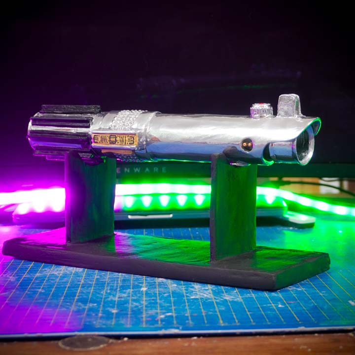PLANTILLAS Sable de luz de Anakin para bricolaje de cartón