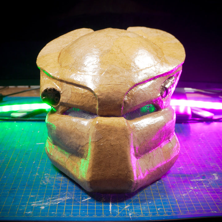 PLANTILLAS Casco Predator (Nueva Versión) para bricolaje de cartón