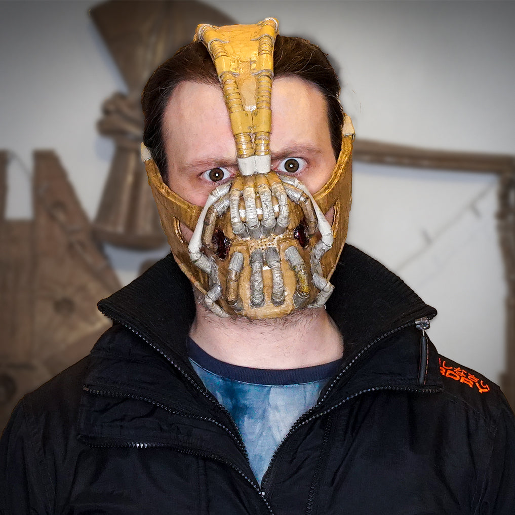 Plantillas de máscara de Bane para DIY de cartón