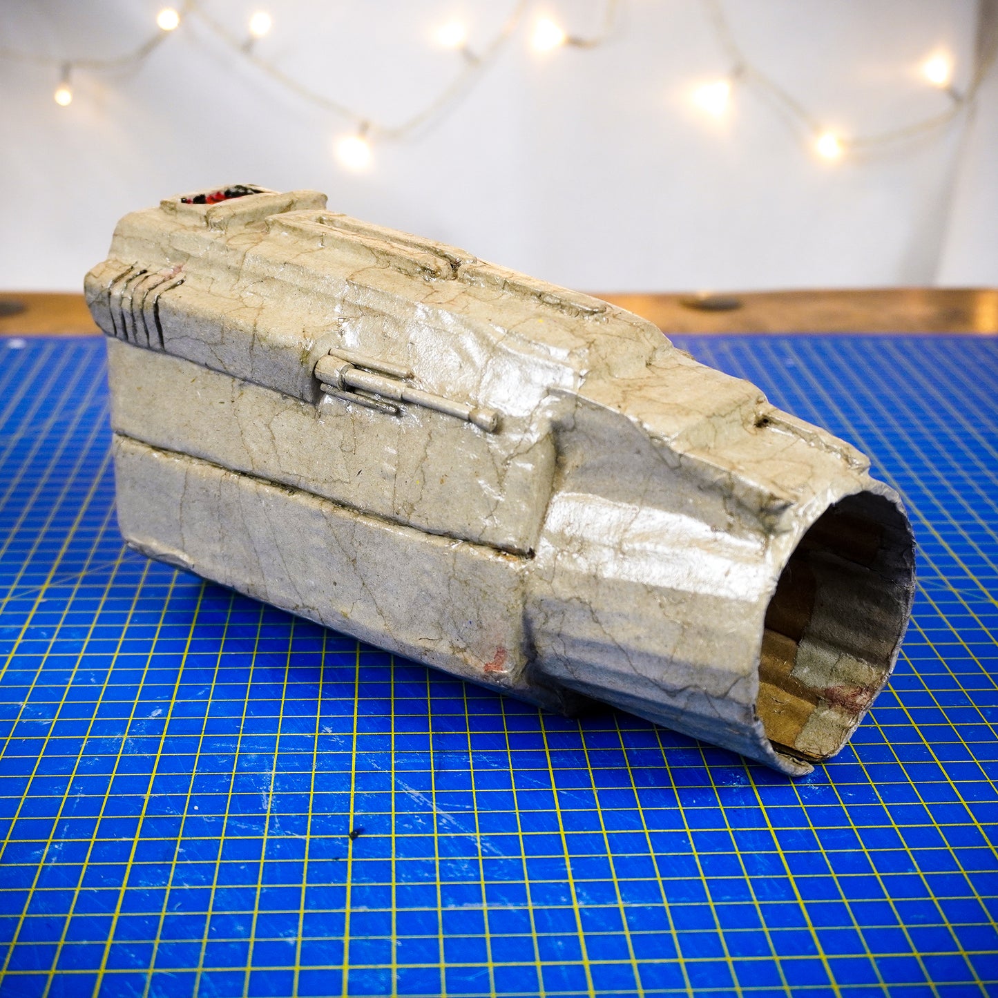 Mandalorian Wrist Gauntlets TEMPLATES for cardboard DIY