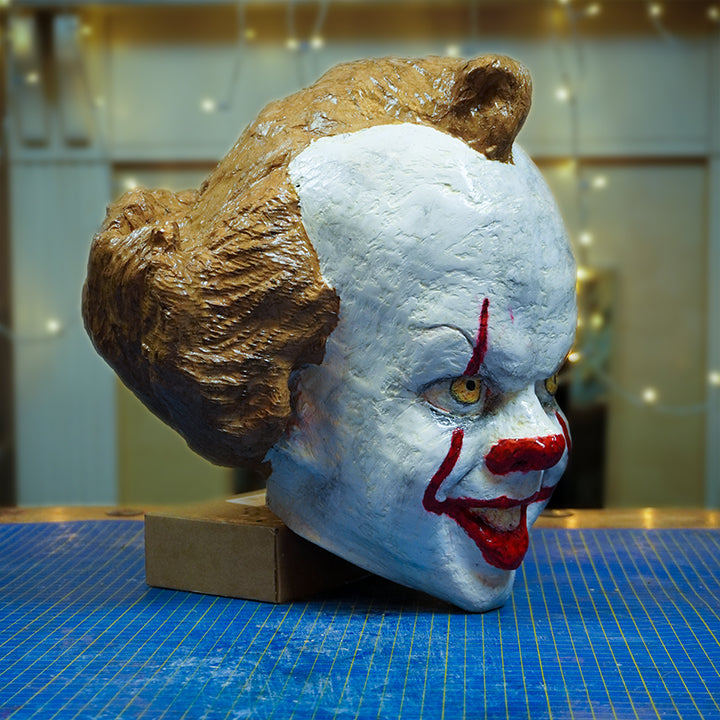 Plantillas de cabeza de Pennywise para DIY en cartón