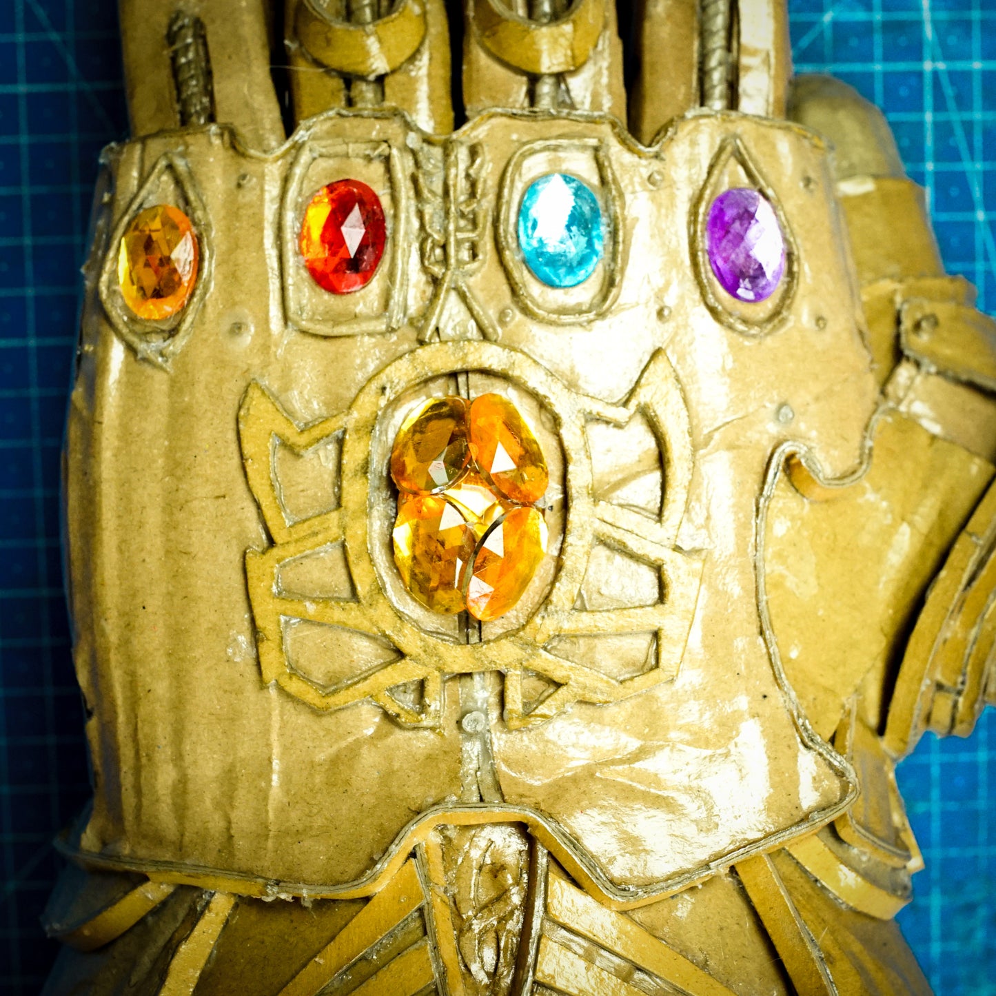 Infinity Gauntlet TEMPLATES for cardboard DIY