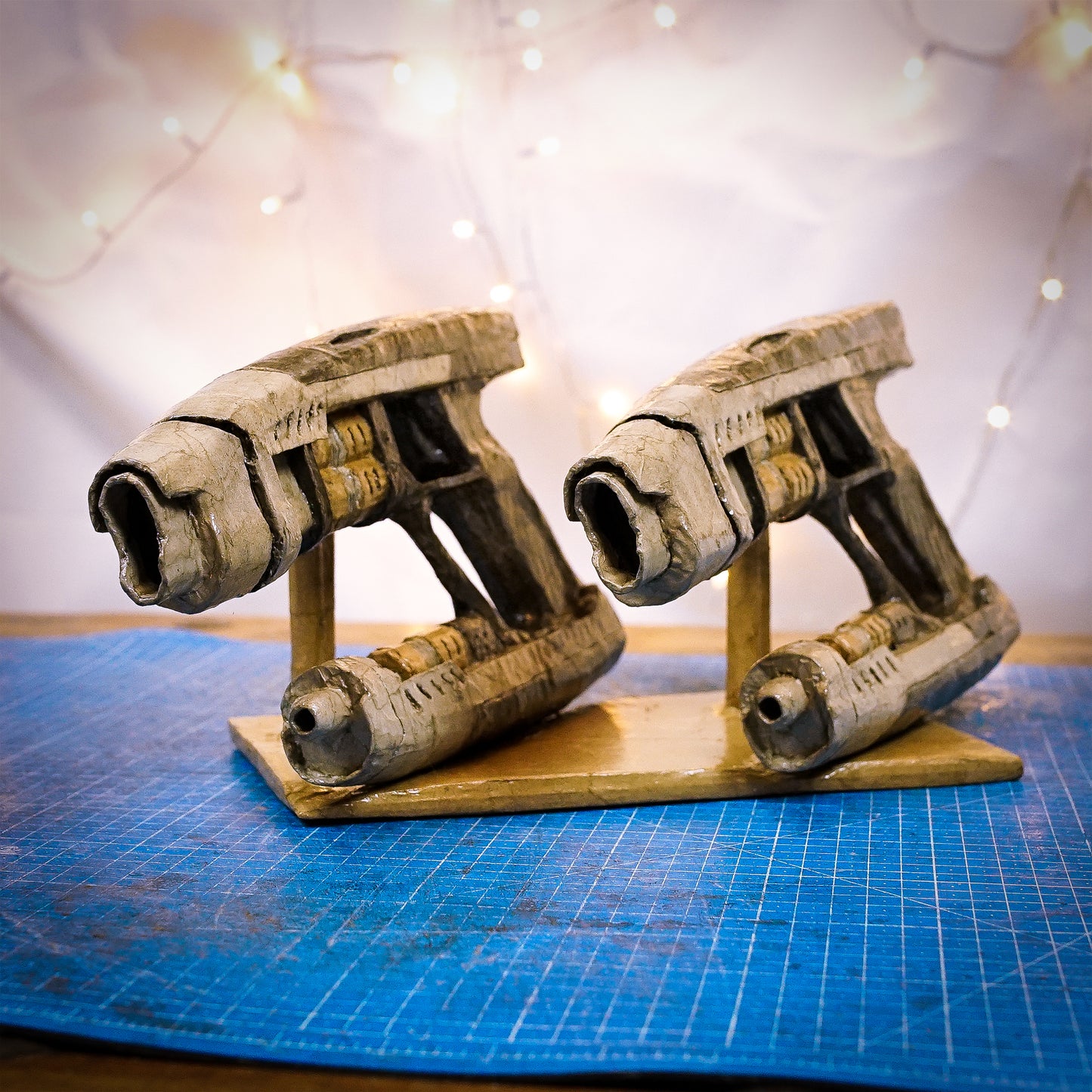 Star-Lord’s blasters TEMPLATES for cardboard DIY