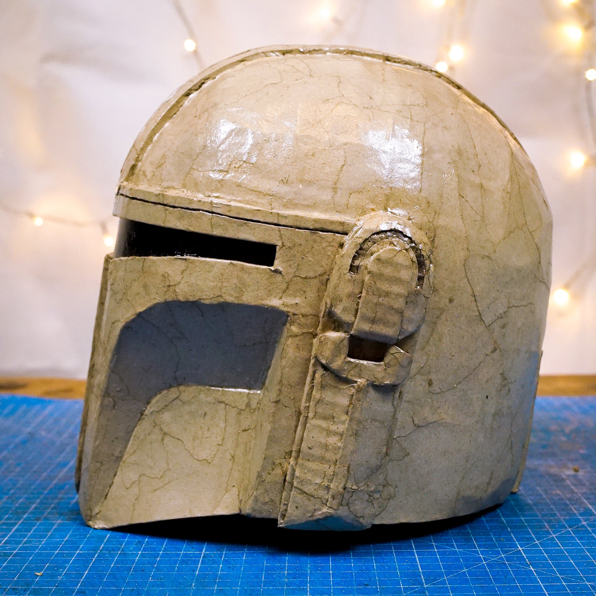 mandalorian helmet template